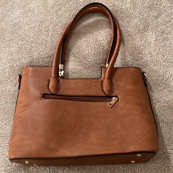 Brown handbag with detachable shoulder strap. Fully lined. - Picture 3 of 7